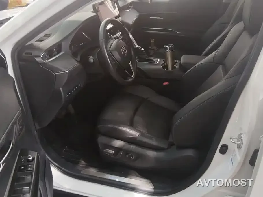 Toyota Venza 2022 Dual Engine 2.5L CVT 4WD Supreme — фото 7