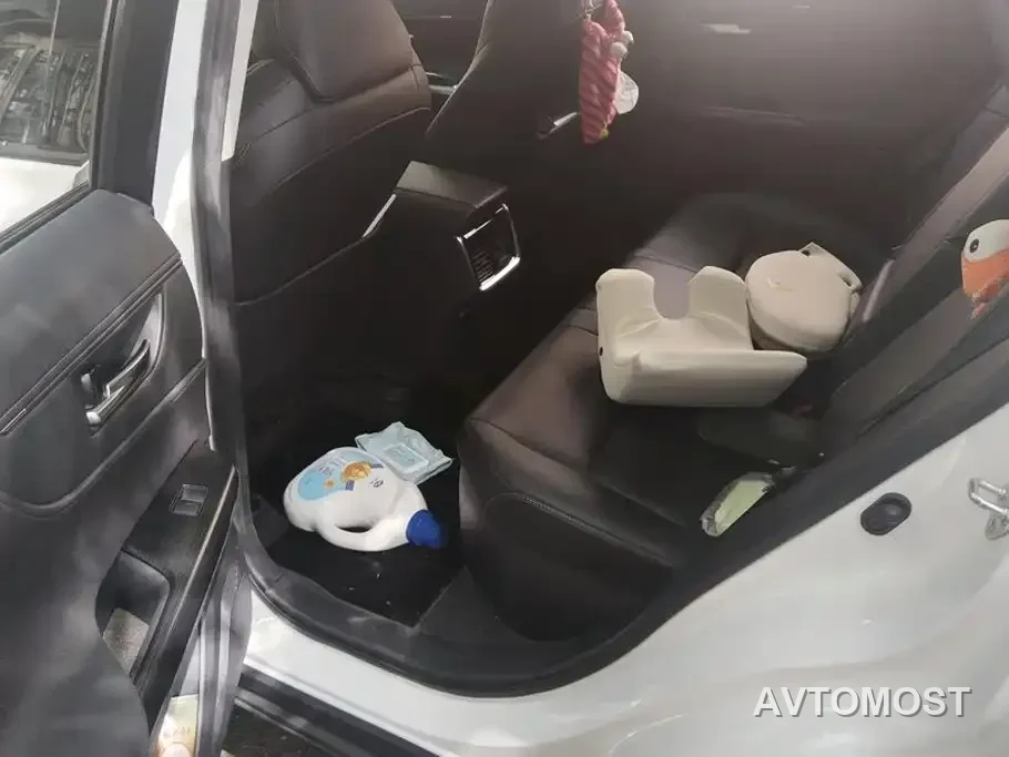 Toyota Venza 2022 Dual Engine 2.5L CVT 4WD Supreme — фото 9