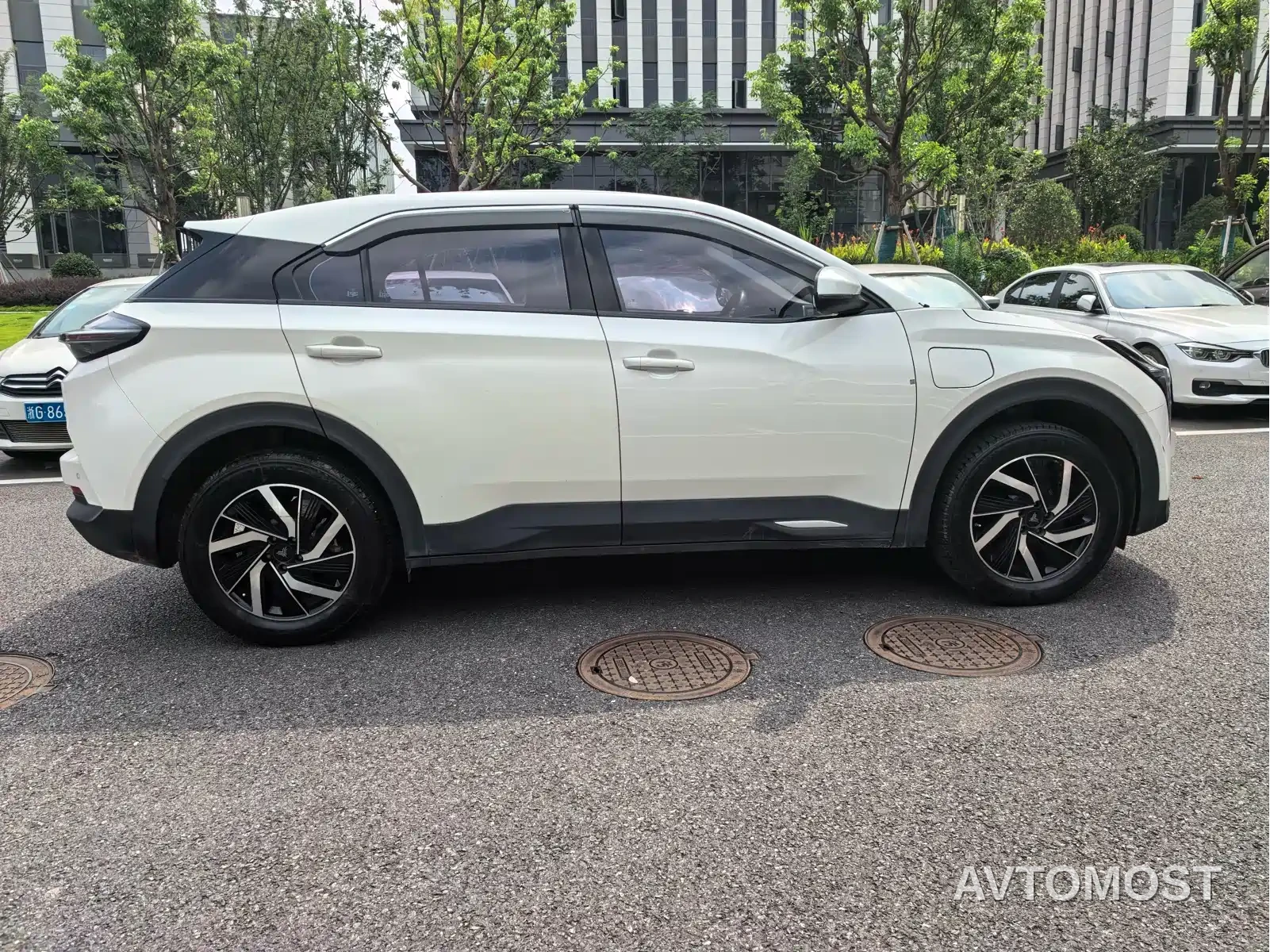 Nezha Auto Neta U 2022 Smart 400 NCM — фото 4