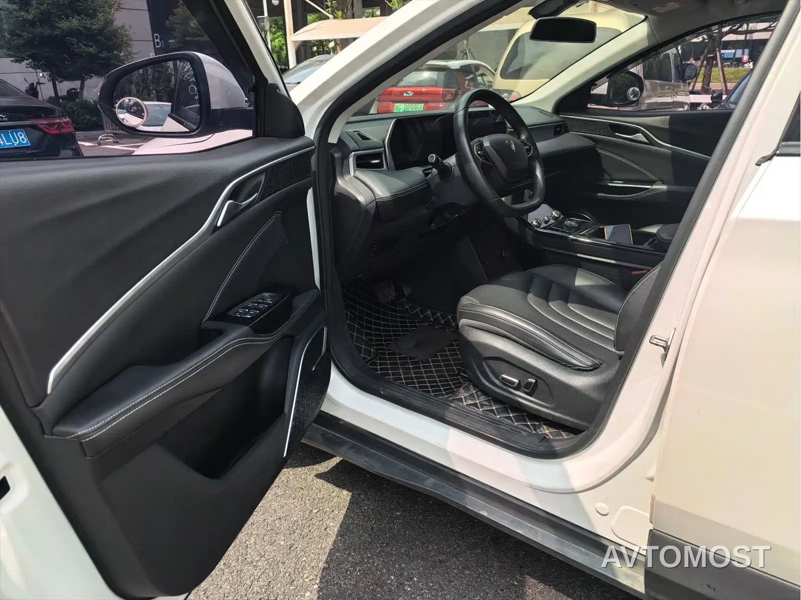 Nezha Auto Neta U 2022 Smart 400 NCM — фото 9