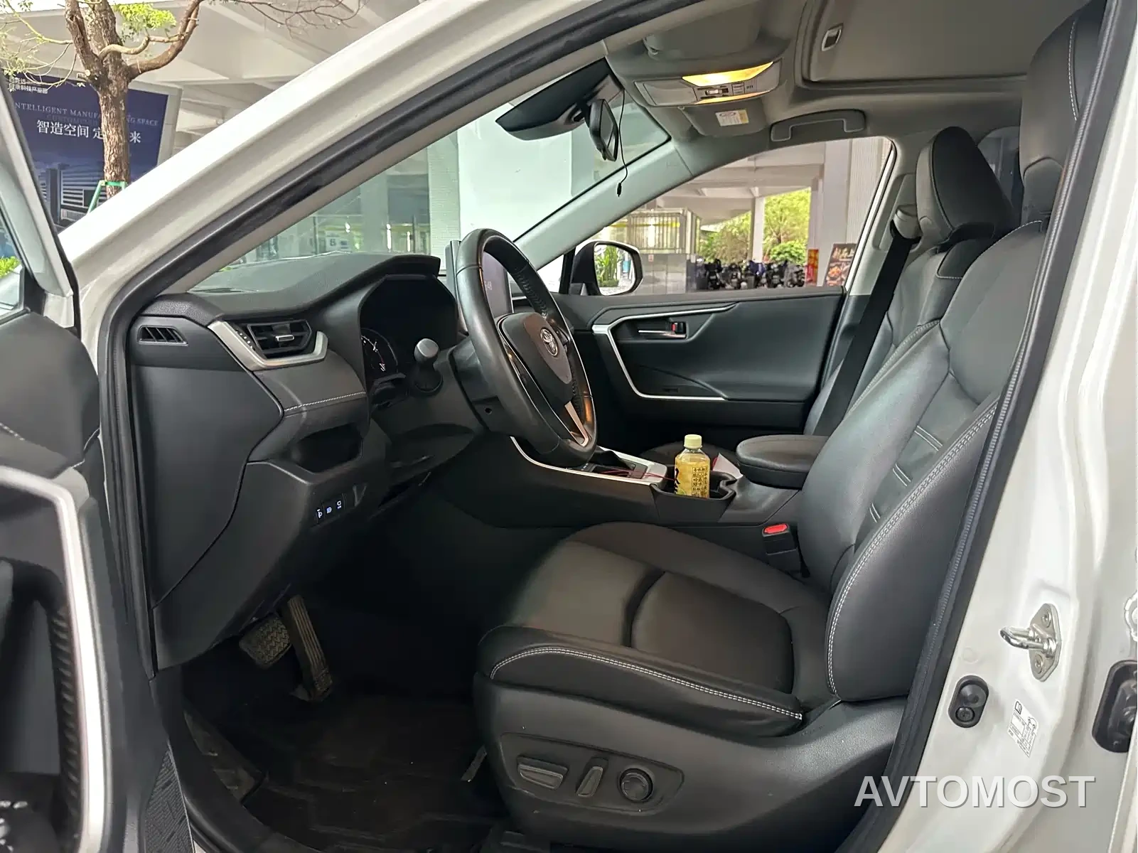 Toyota RAV4 Rongfang 2022 2.0L CVT 2WD Trend Plus Edition — фото 5