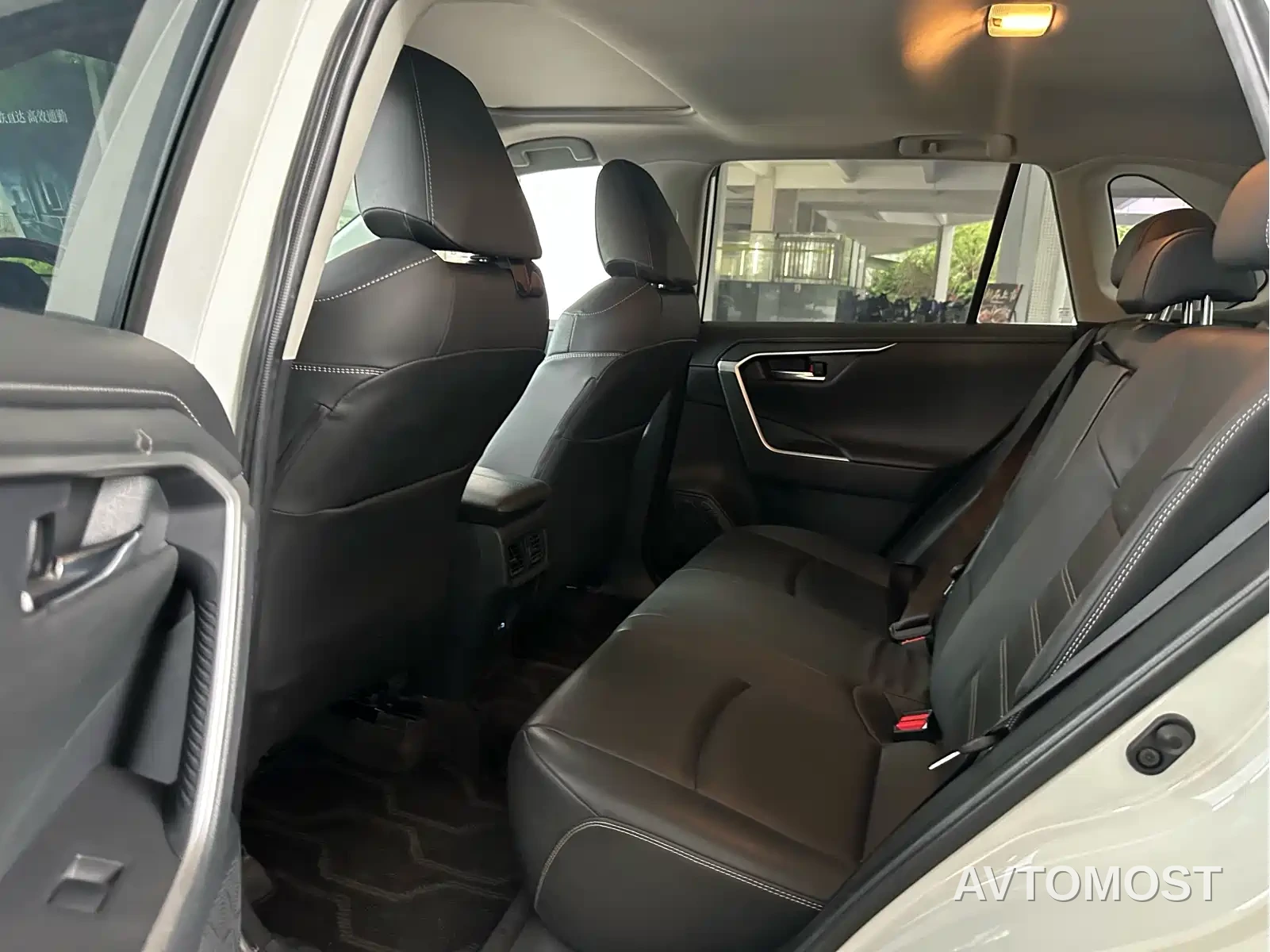 Toyota RAV4 Rongfang 2022 2.0L CVT 2WD Trend Plus Edition — фото 6