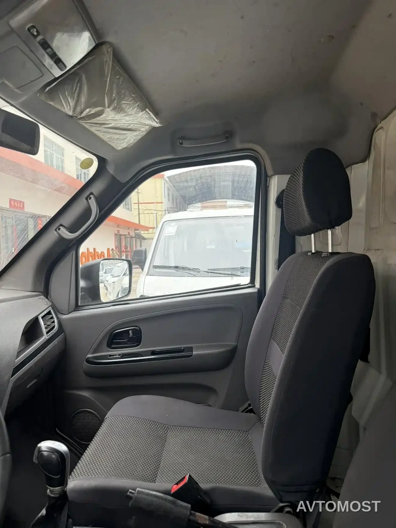 Dongfeng Yufeng EM26 2023 Model Premium Edition 41.86kWh CATL — фото 5