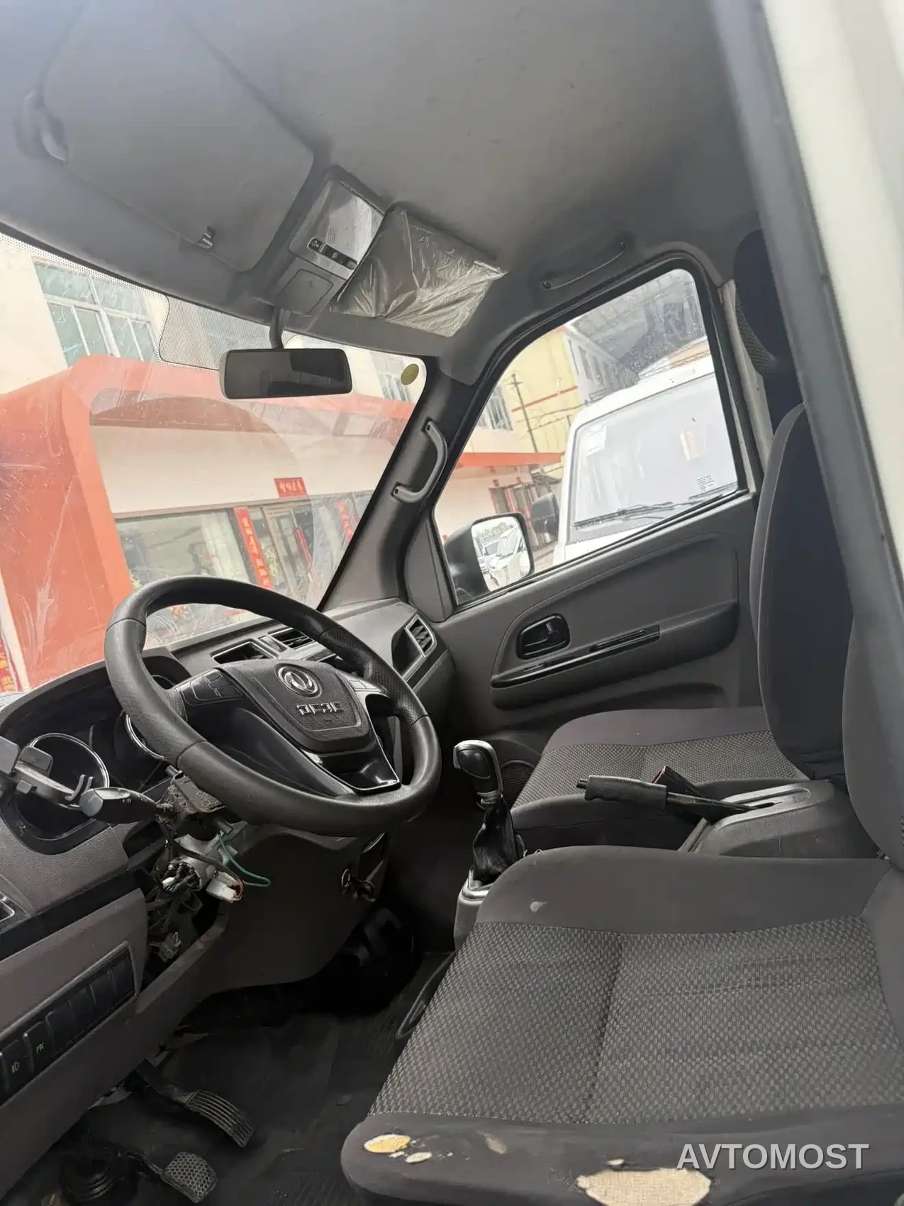 Dongfeng Yufeng EM26 2023 Model Premium Edition 41.86kWh CATL — фото 6