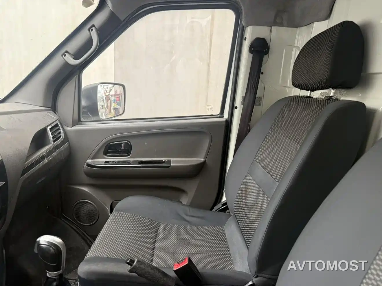 Dongfeng Yufeng EM26 2023 Model Premium Edition 41.86kWh CATL — фото 1