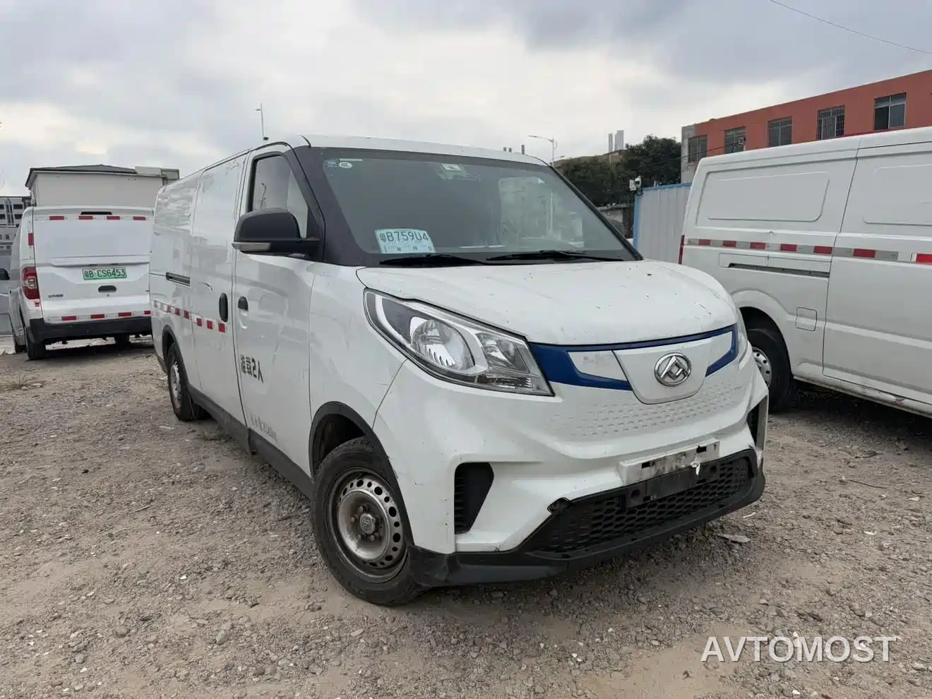 SAIC Maxus EV30 2019 Urban Logistics Vehicle Smart Connect Edition Long Wheelbase SAIC Era 52.5kWh — фото 4