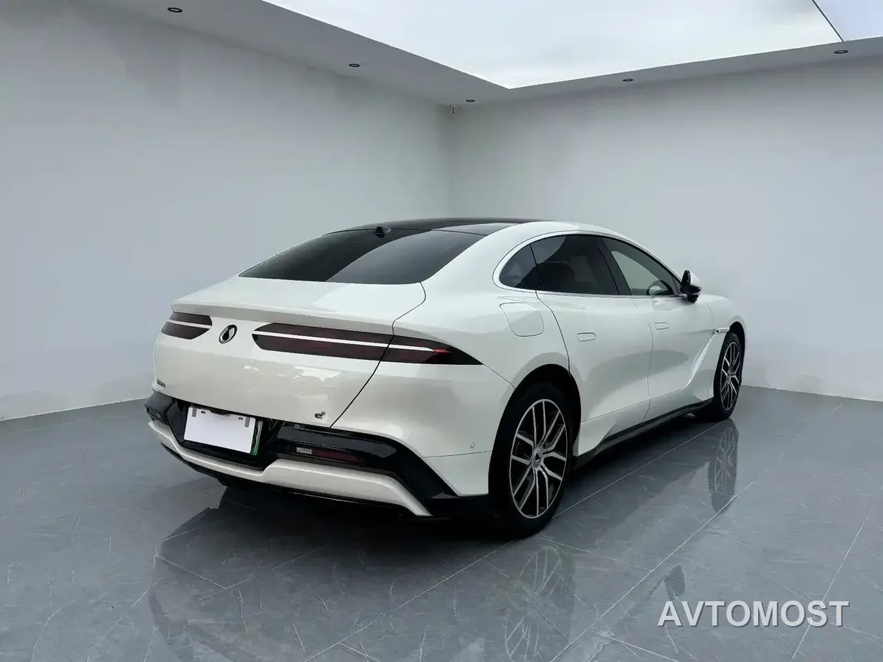 Denza Z9 2024 Model 1100km AWD Max Edition — фото 16