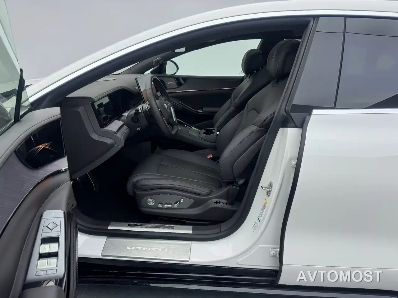 Denza Z9 2024 Model 1100km AWD Max Edition — фото 10