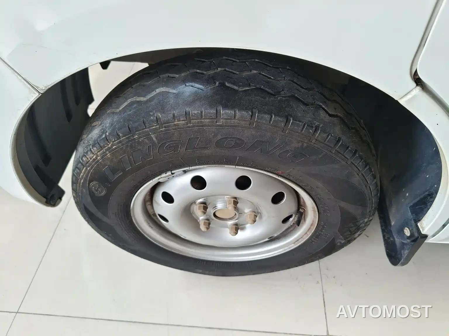 Changan Ruixing EM60 2021 Pure Electric Van Truck 70kW — фото 3