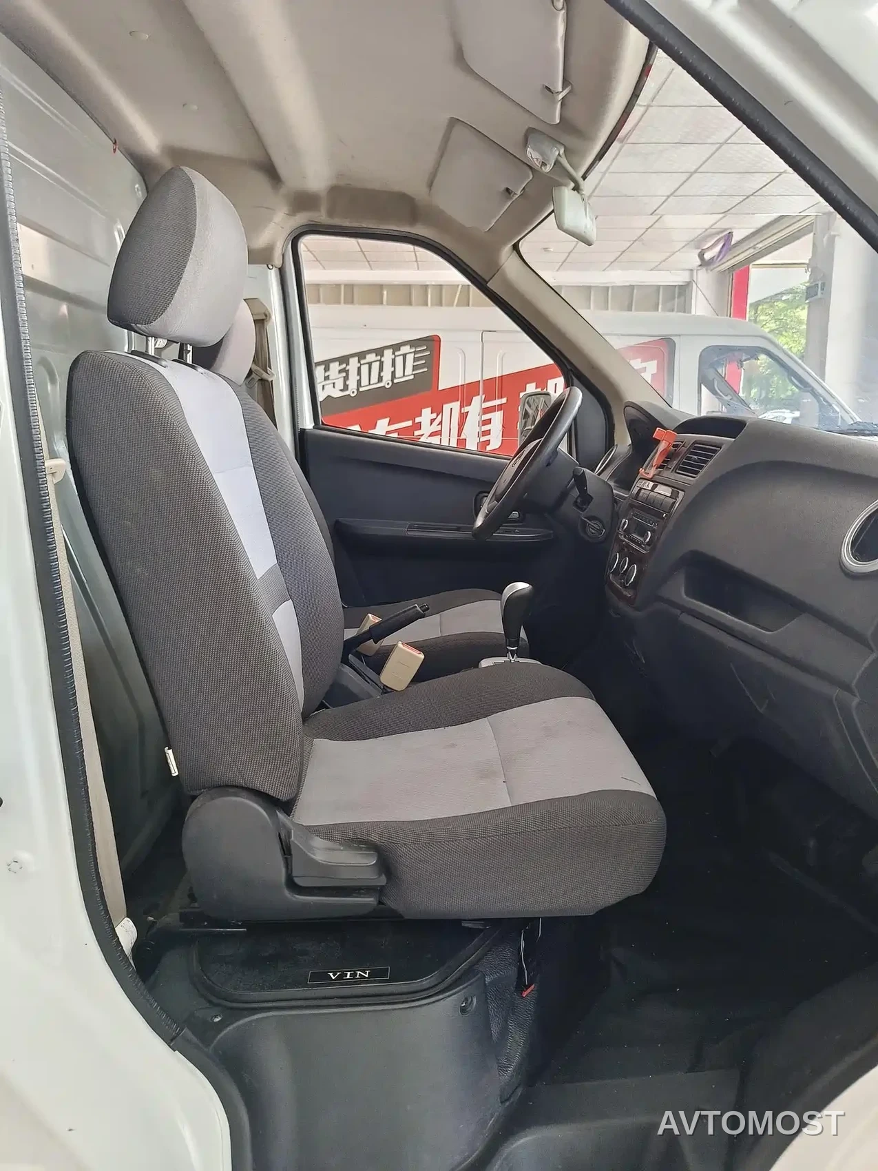 Changan Ruixing EM60 2021 Pure Electric Van Truck 70kW — фото 8