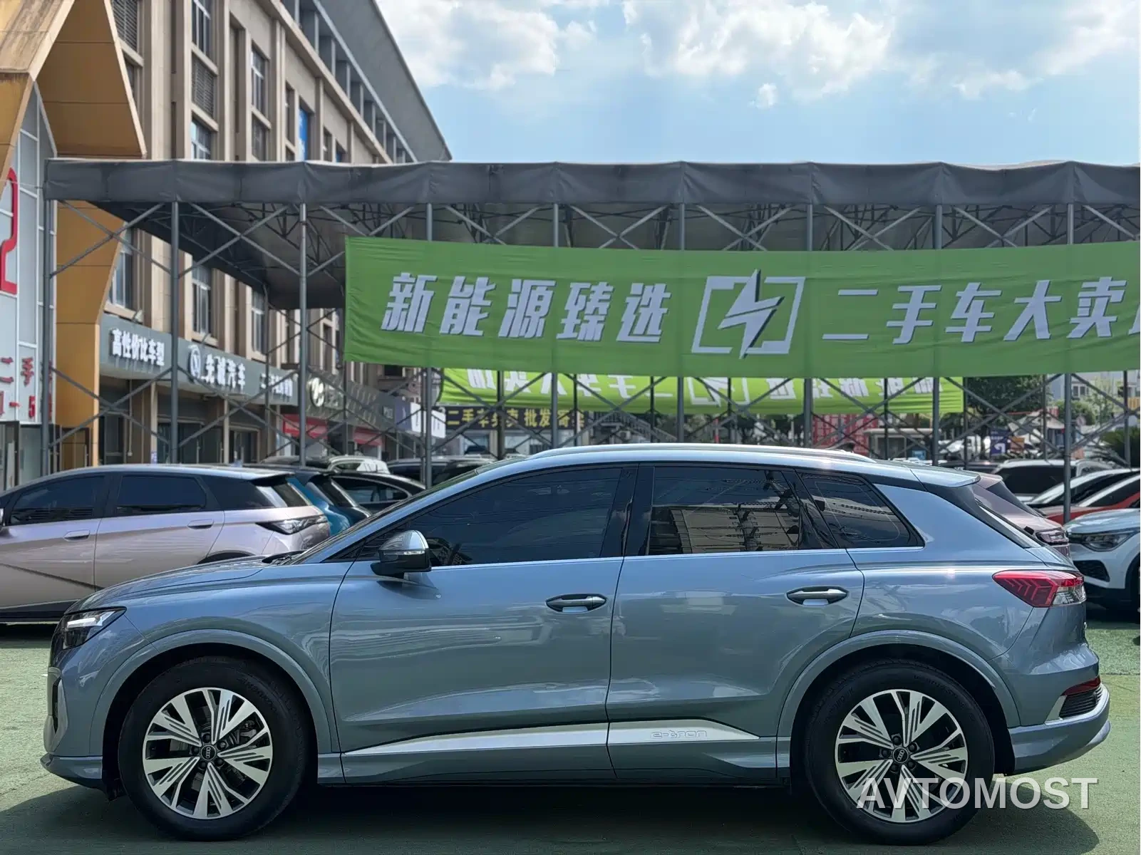 Audi Q4 e-tron 2023 40 e-tron Pioneer Edition — фото 3