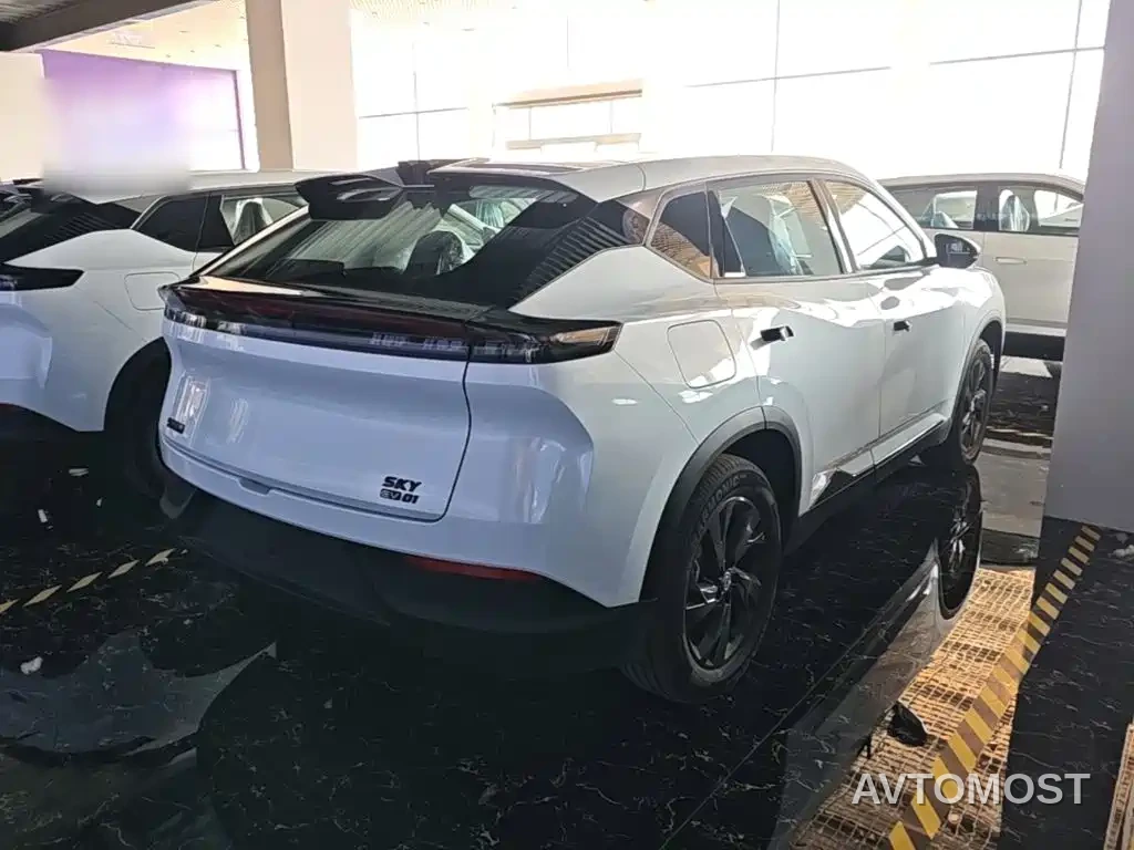 Dongfeng Aeolus SKY EV01 2025 Model 530km AIR Elite Edition — фото 5