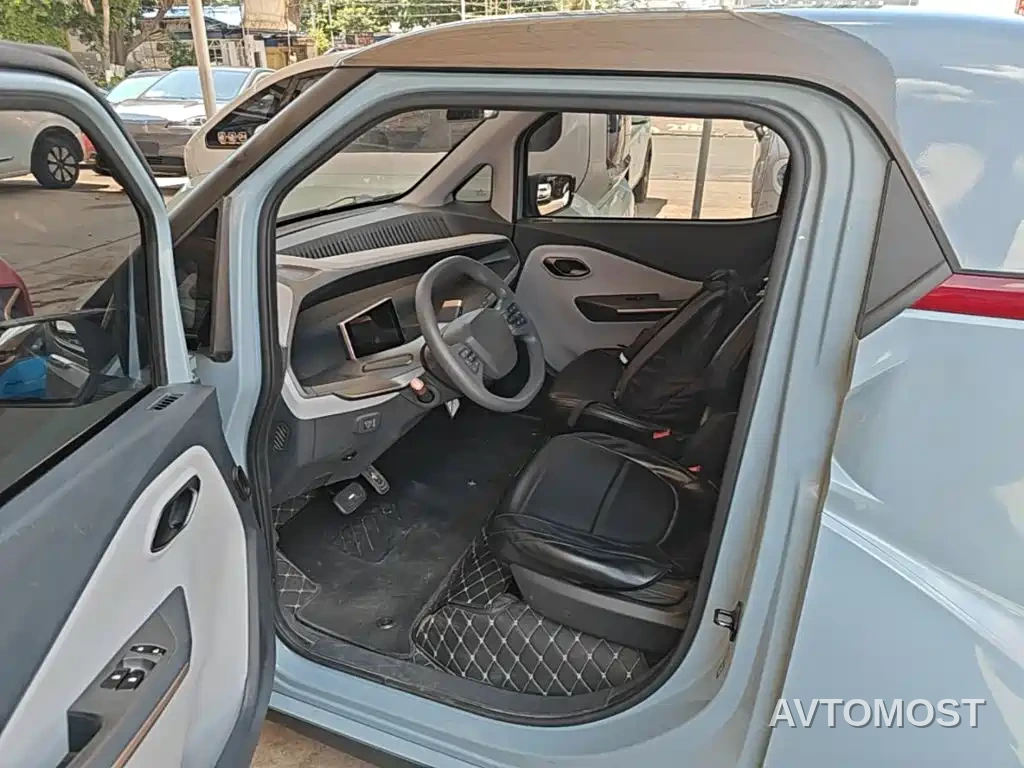 Wuling NanoEV 2021 Fun Edition — фото 13