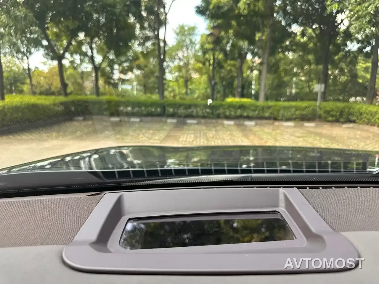 AITO M7 2024 1.5T RWD Plus 5-Seater — фото 17