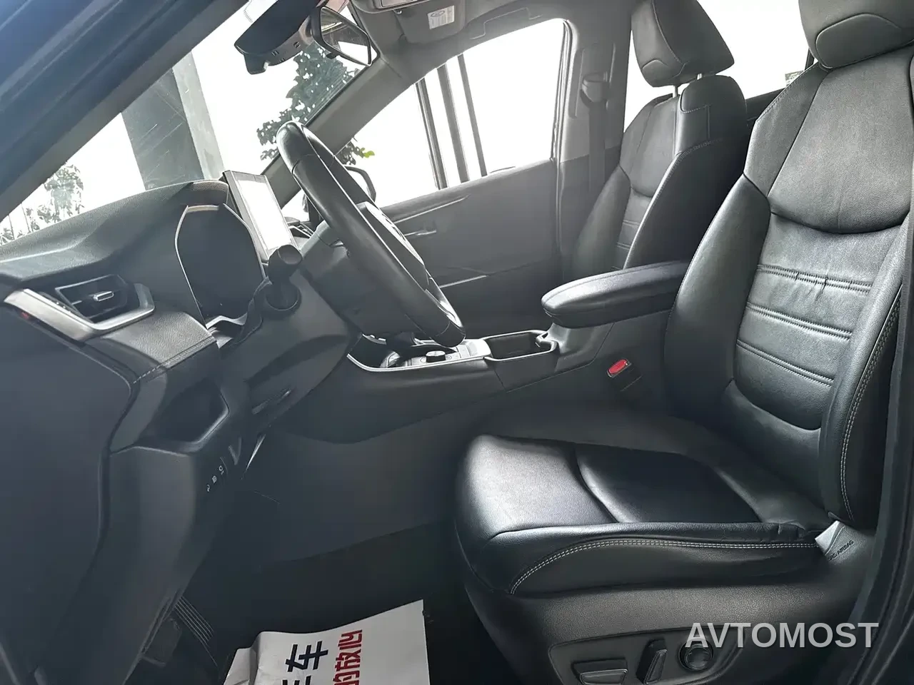 Toyota RAV4 Rongfang 2021 Hybrid 2.5L E-CVT AWD Elite PLUS Edition — фото 6