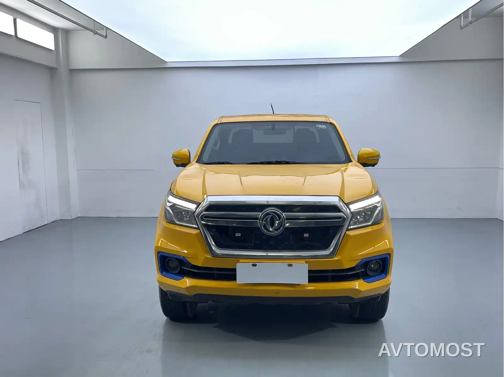 Dongfeng Rich 6 New Energy 2022 Bucket Flagship Edition — фото 2