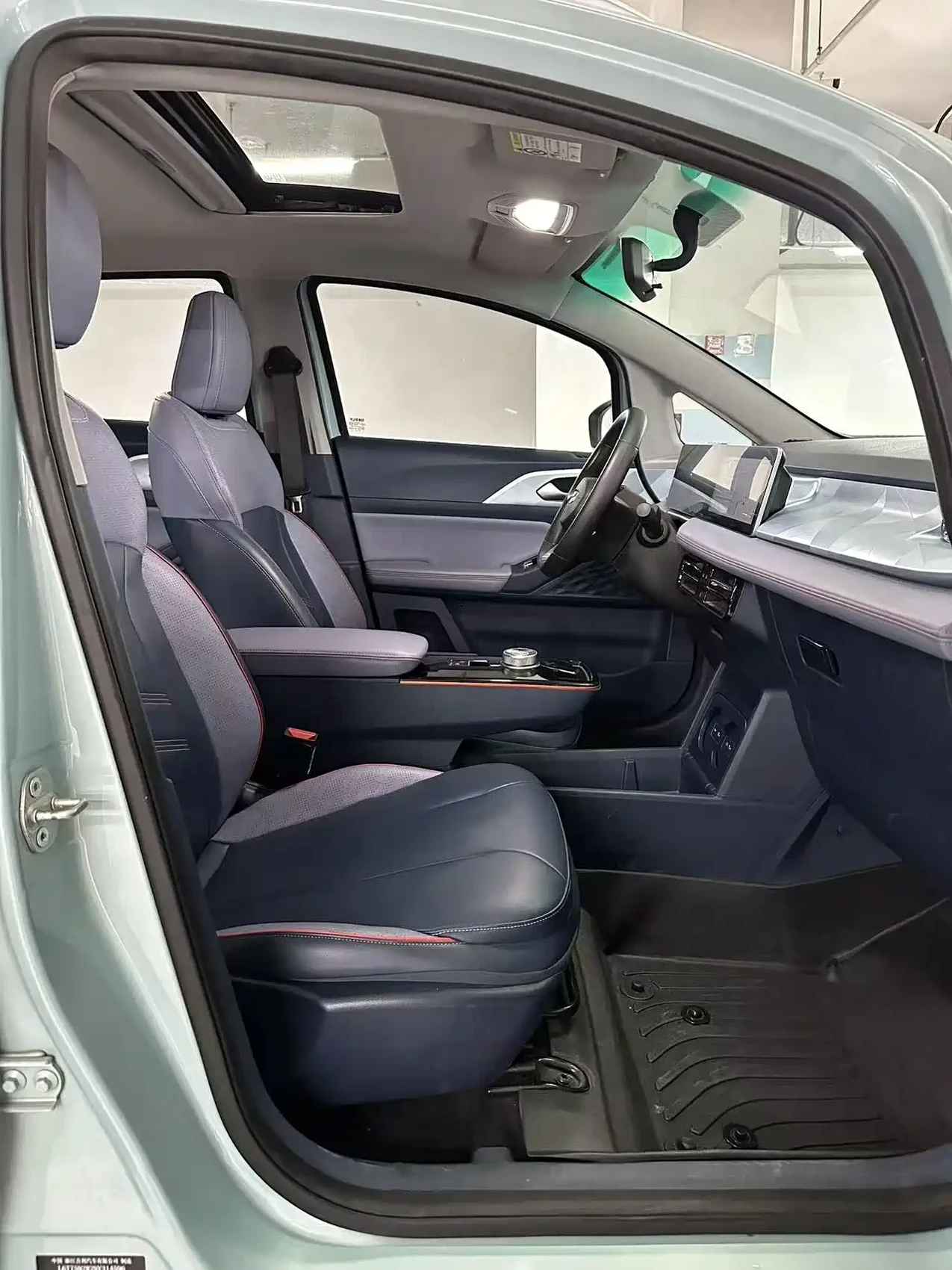 Geely Geometry E Firefly 2023 401KM Thunderbolt Tiger 5-Seater — фото 10