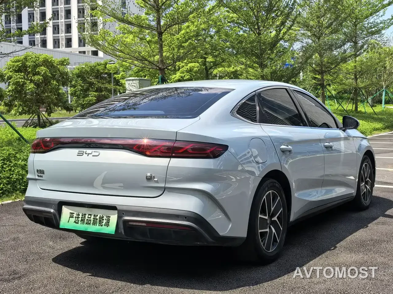 BYD Qin L 2024 DM-i 80KM Superior — фото 5