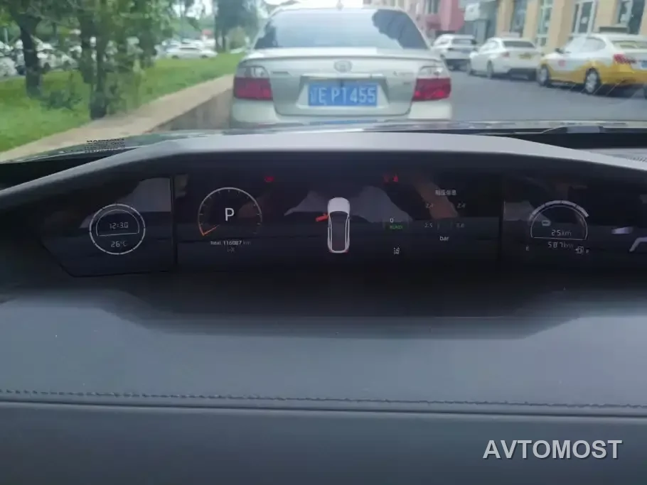 Changan UNI-V iDD 2023 ZhiDian iDD 1.5T 113km Smart Fun Edition — фото 15