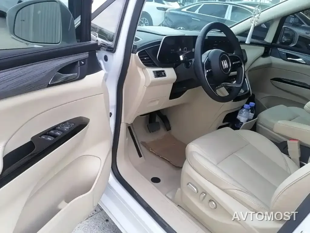 Buick GL8 New Energy 2025 Landlux Smart Edition 7-seater — фото 8