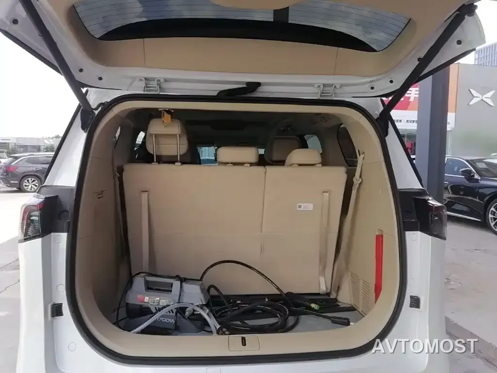 Buick GL8 New Energy 2025 Landlux Smart Edition 7-seater — фото 10