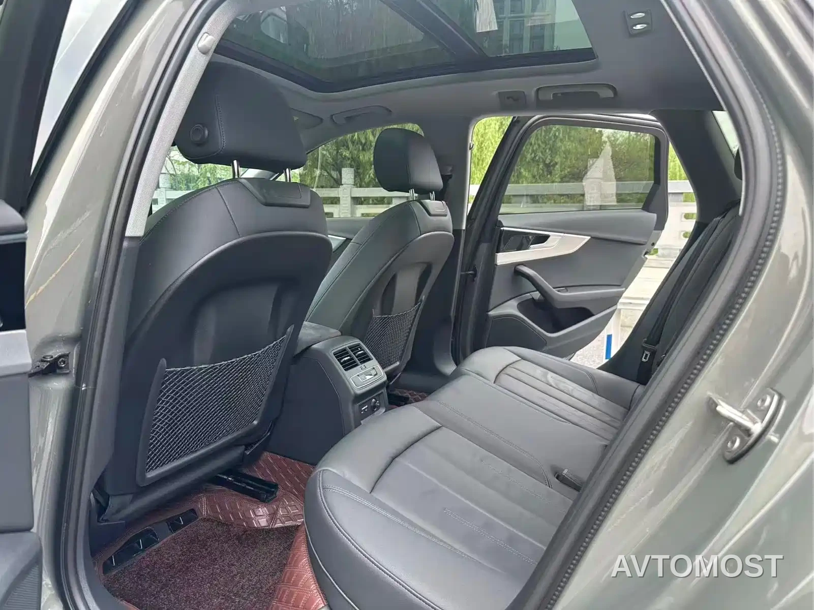 Audi A4 (Import) 2024 Avant 40 TFSI Fashion Sport — фото 8