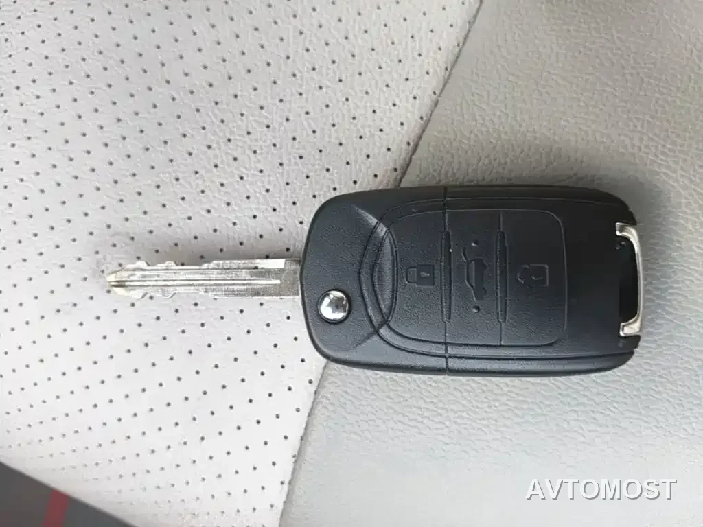 Wuling Hongguang New Energy 2025 Extended-Range Hybrid 50KM Comfort Version — фото 9