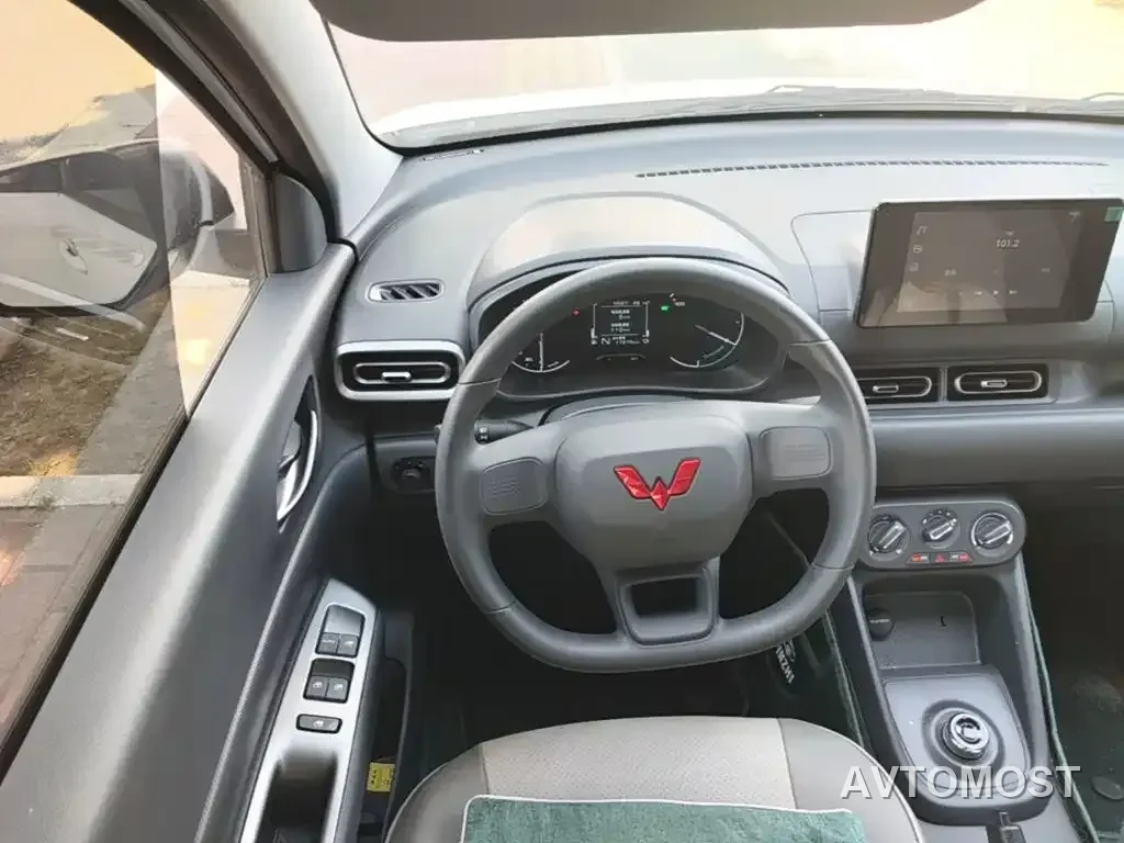 Wuling Hongguang New Energy 2025 Extended-Range Hybrid 50KM Comfort Version — фото 11