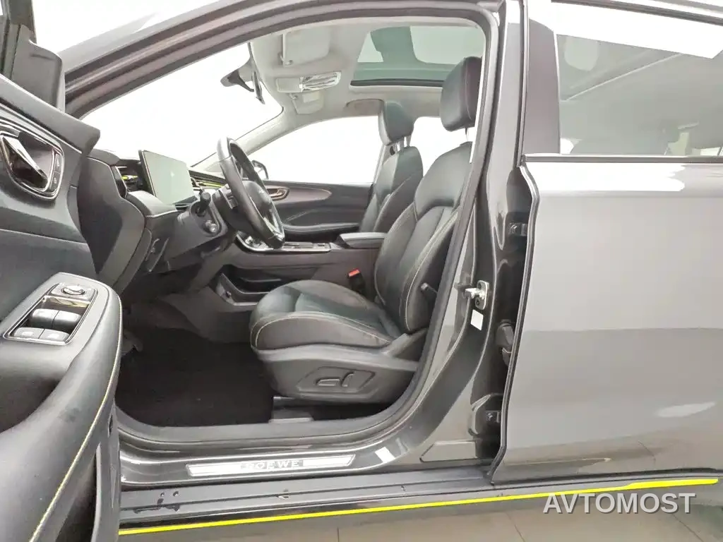 Roewe RX5 New Energy 2021 Model ePLUS National Trend Ronglin Luxury Edition — фото 9