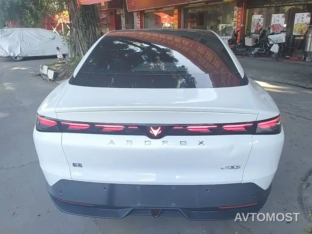 Arcfox Alpha S5 2025 Model 560PRO 185kW — фото 5