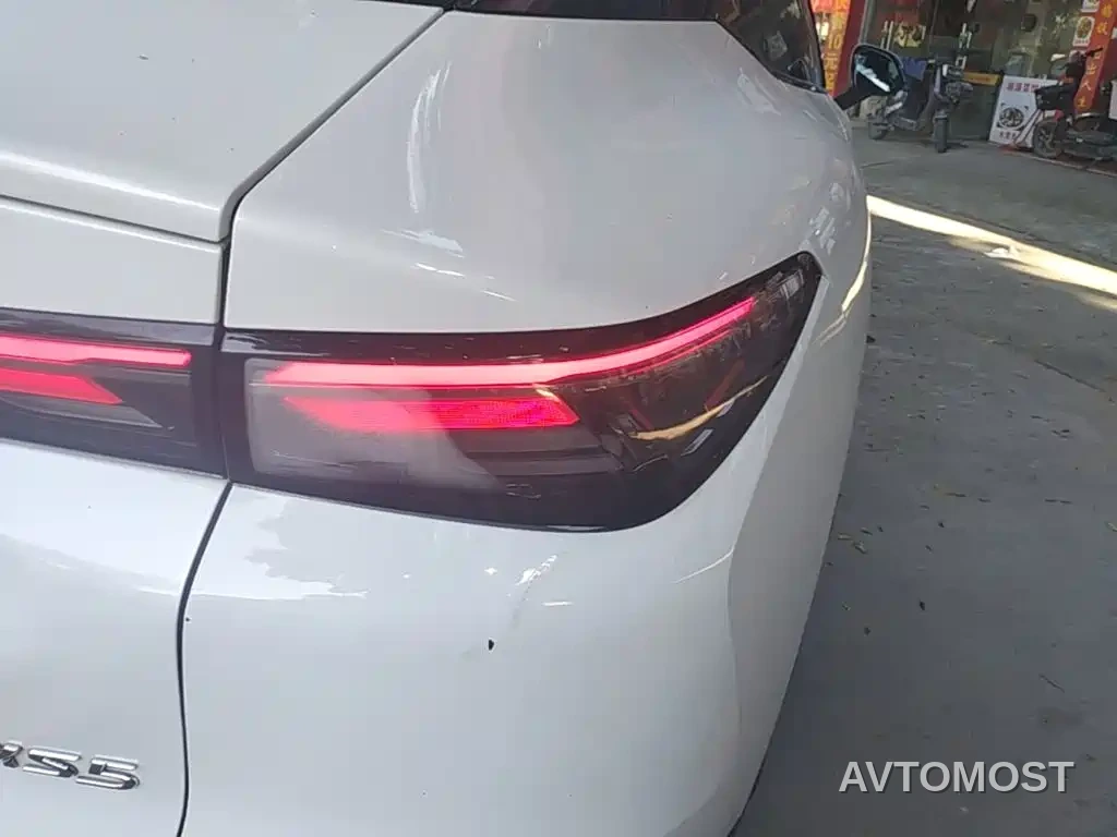 Arcfox Alpha S5 2025 Model 560PRO 185kW — фото 7