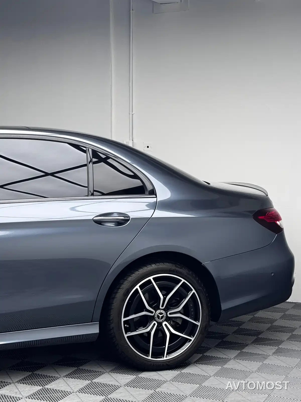 Mercedes-Benz E-Class (Import) 2021 E 300 Sport — фото 4