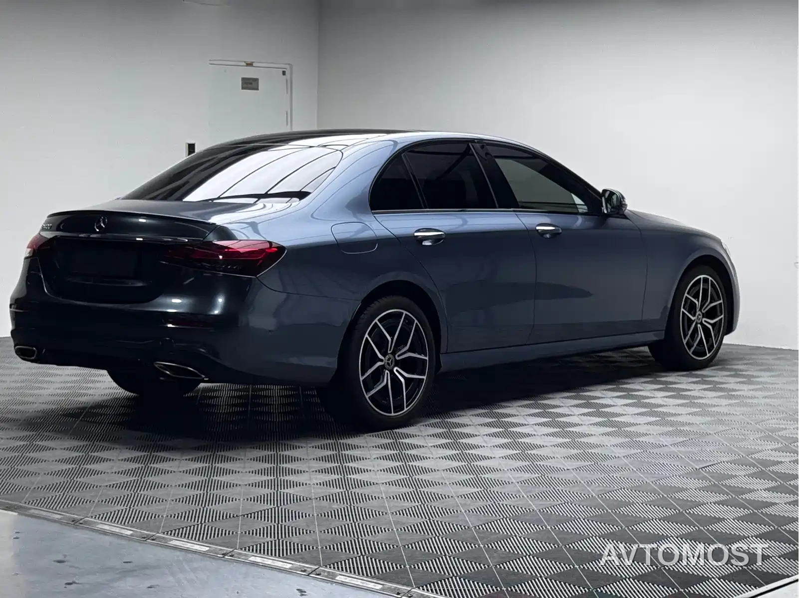 Mercedes-Benz E-Class (Import) 2021 E 300 Sport — фото 6