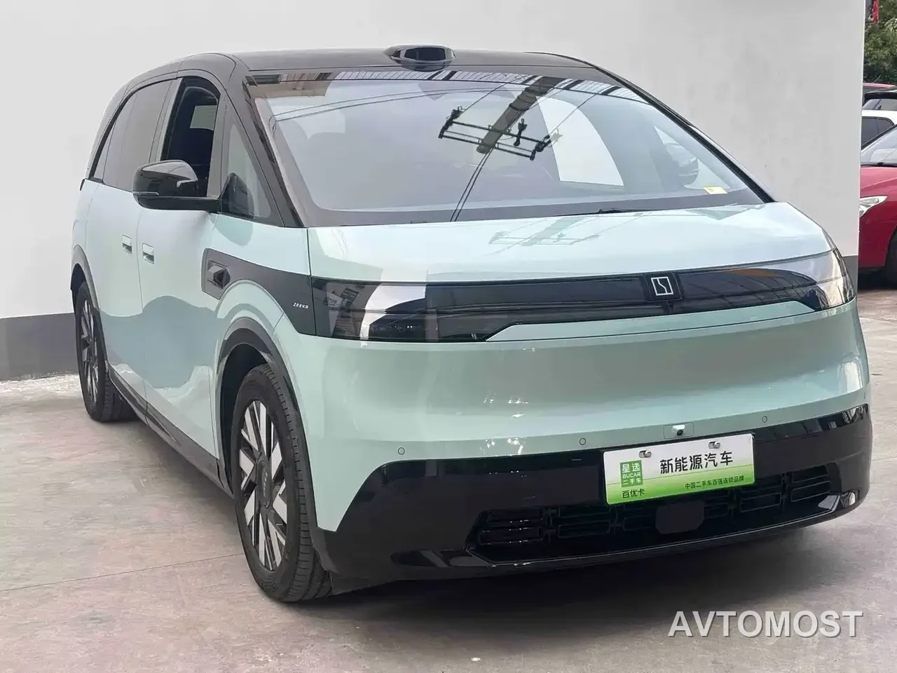 Zeekr MIX 2025 Smart Driving Edition — фото 3