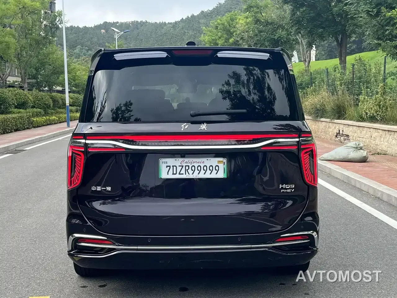 Hongqi HQ9 PHEV 2024 Model 2.0T AWD Luxury Edition — фото 11