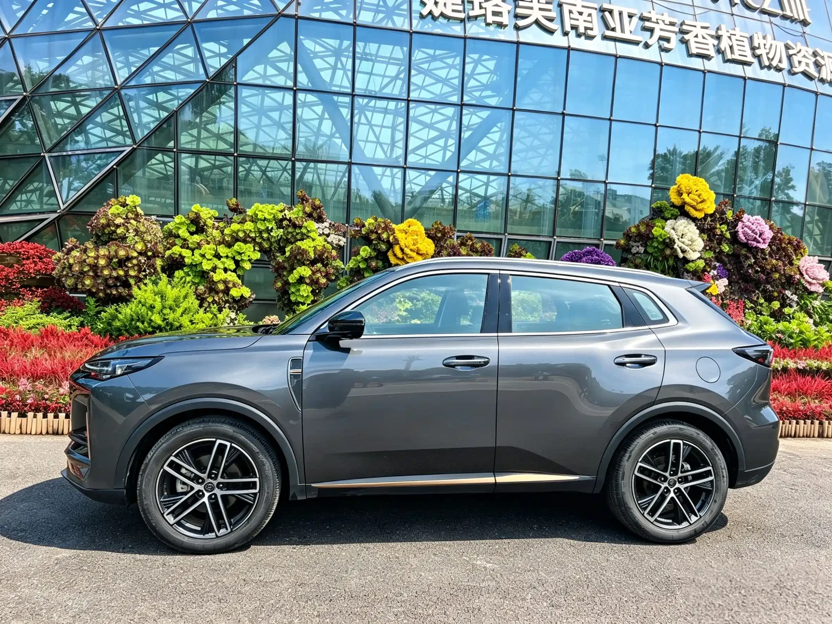 Changan CS55 PLUS 2022 2nd Generation 1.5T DCT Navigation Version — фото 3