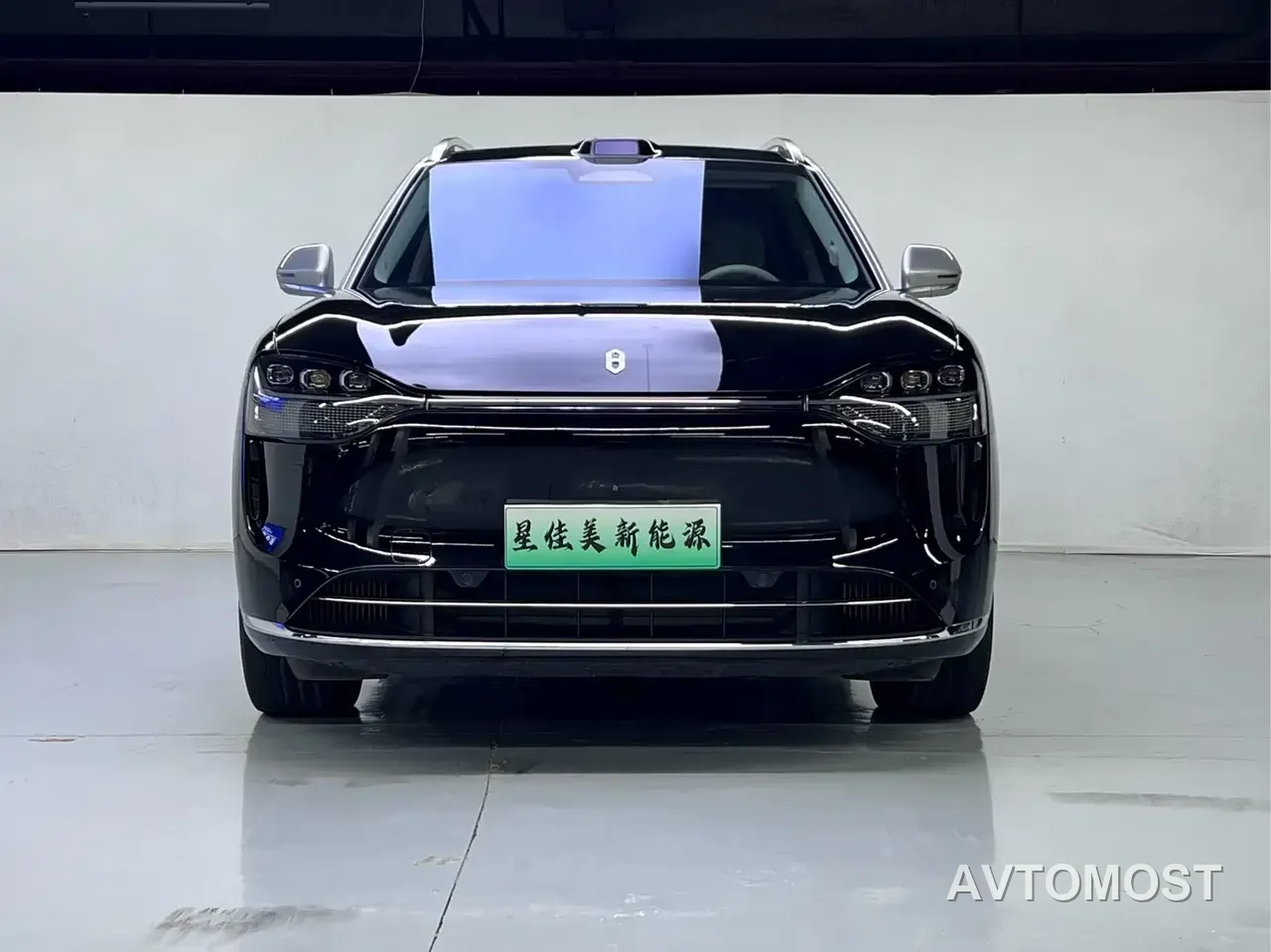 AITO M9 2024 Range Extender Max Edition 42kWh 6-seater — фото 12