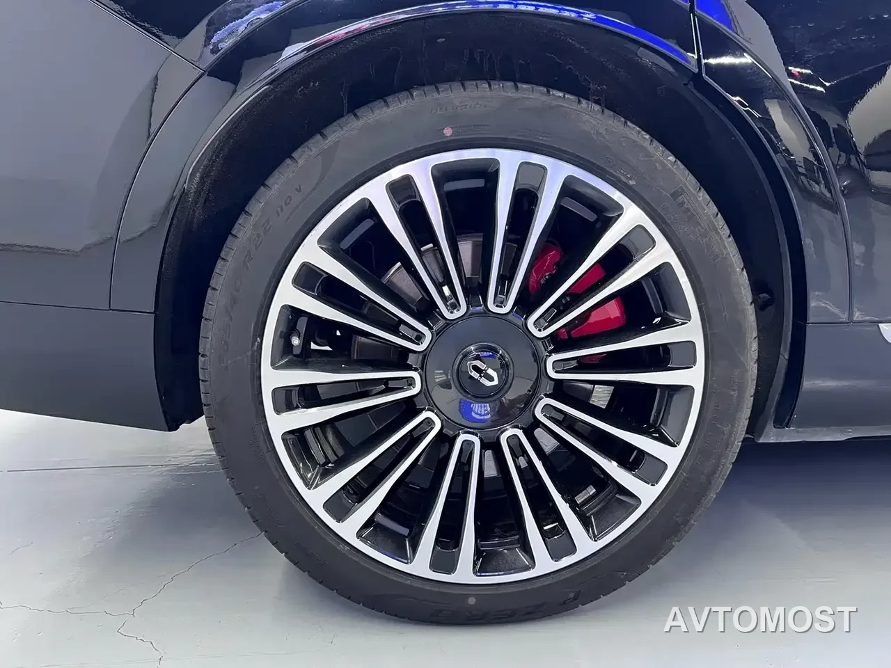 AITO M9 2024 Range Extender Max Edition 42kWh 6-seater — фото 8