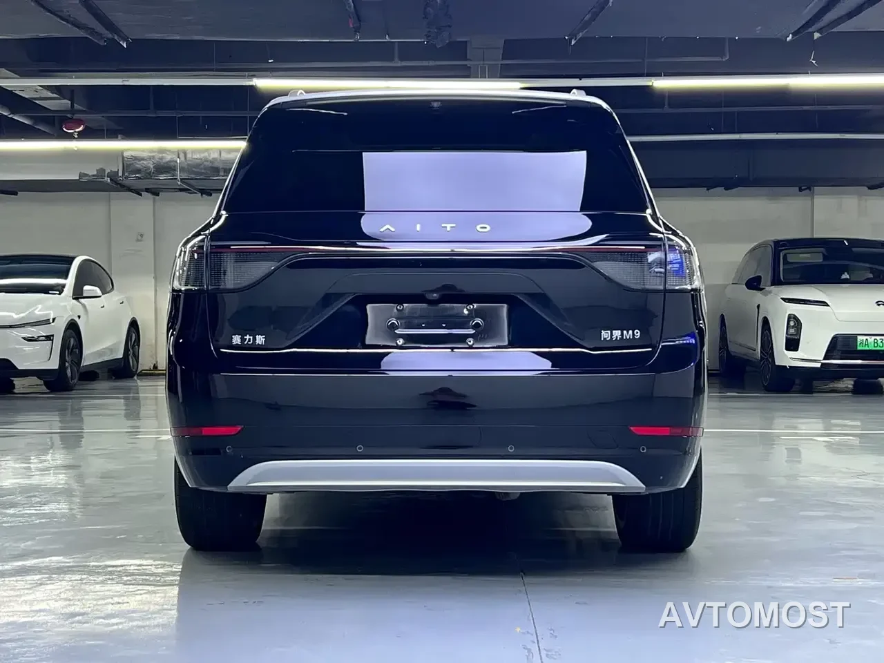 AITO M9 2024 Range Extender Max Edition 42kWh 6-seater — фото 9