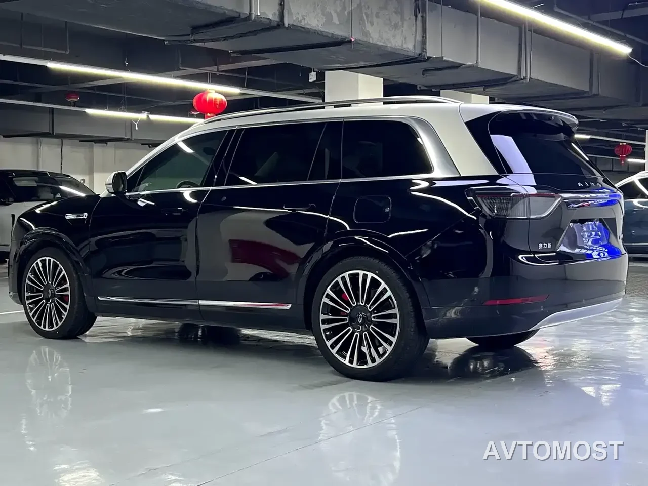 AITO M9 2024 Range Extender Max Edition 42kWh 6-seater — фото 11