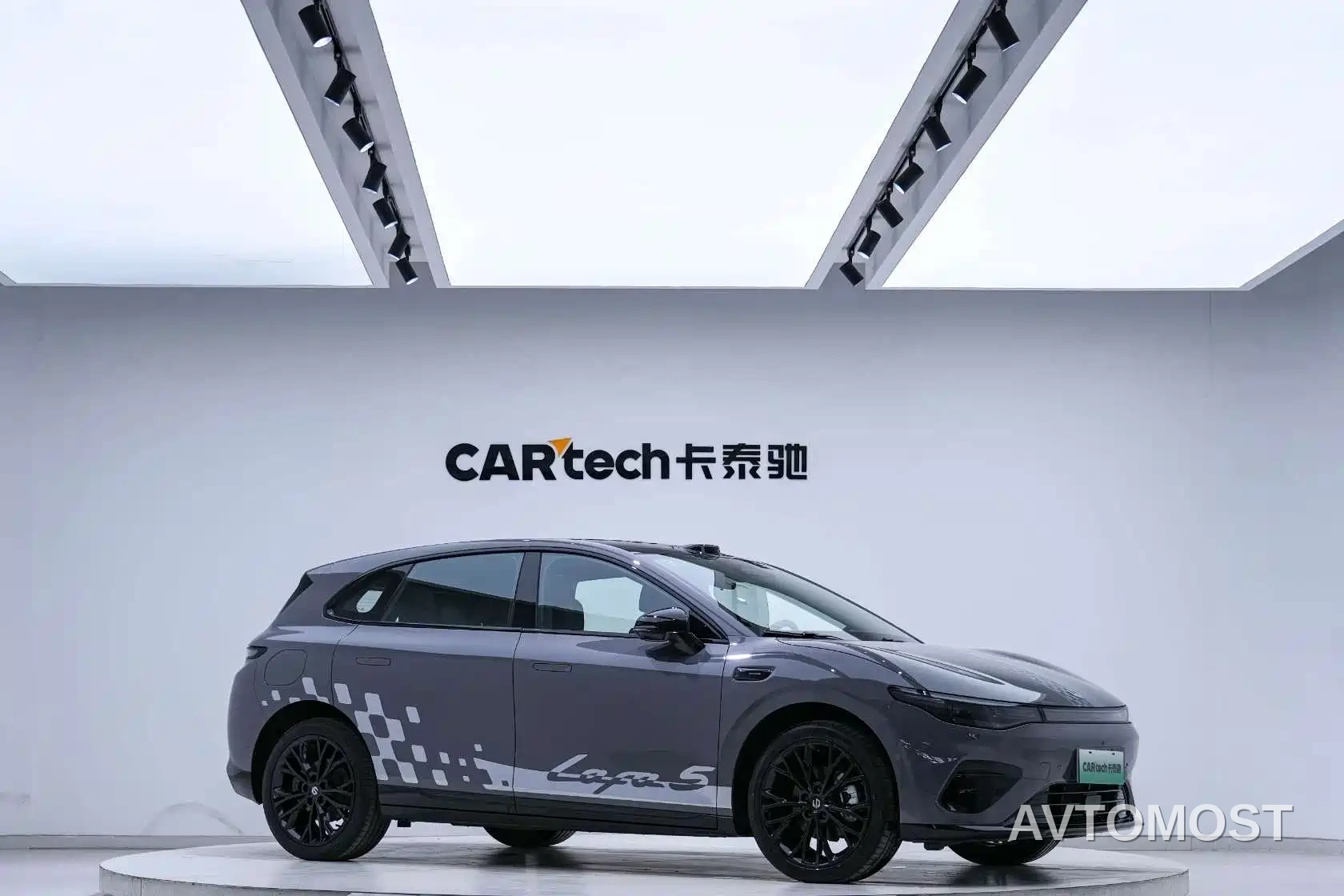 Leapmotor Lafa 5 2026 515 Standard Model — фото 6
