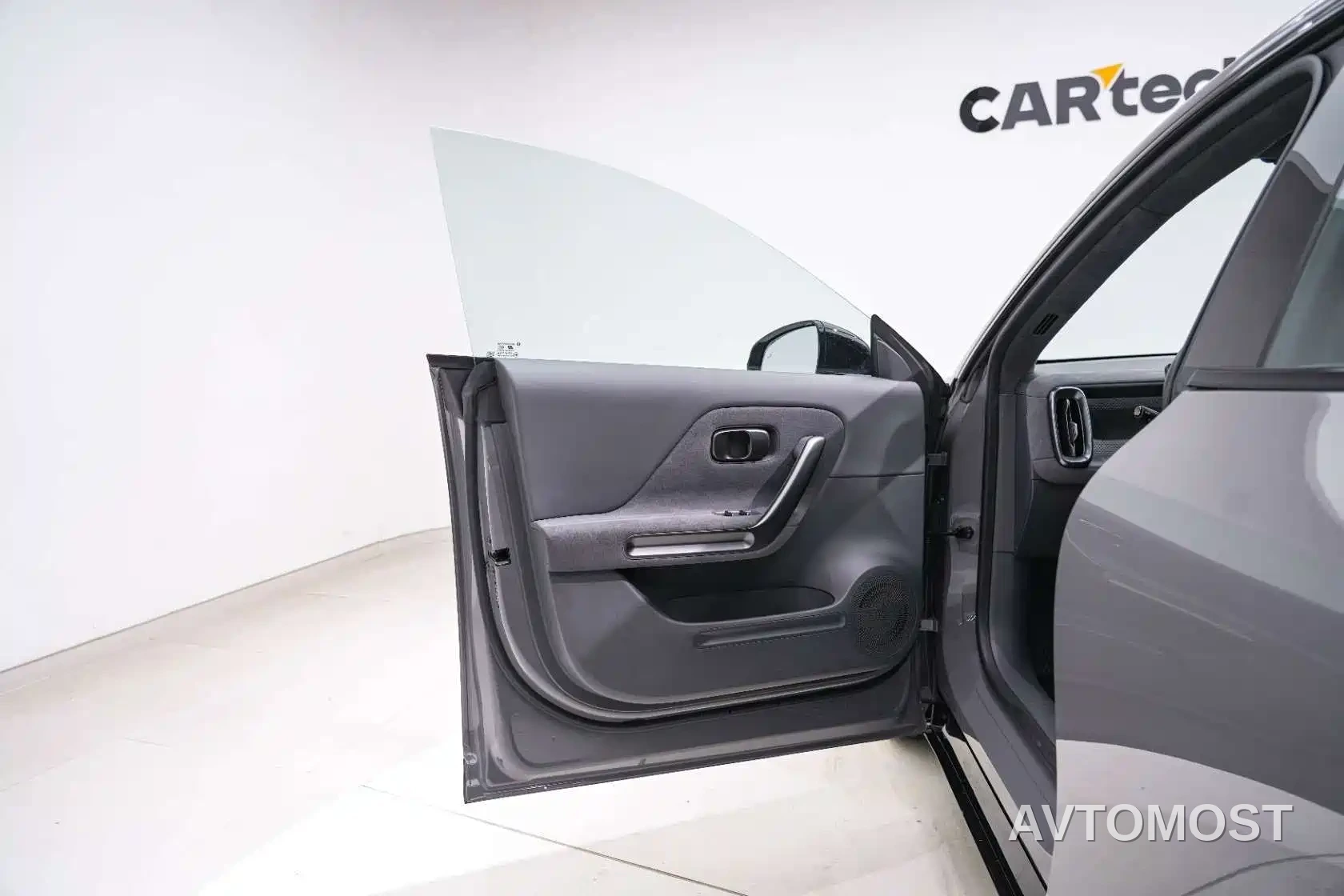 Leapmotor Lafa 5 2026 515 Standard Model — фото 11