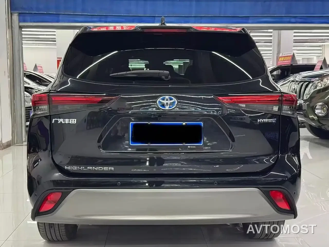Toyota Highlander 2023 2.5L Smart Hybrid Dual Engine AWD Premium 7-Seater — фото 5