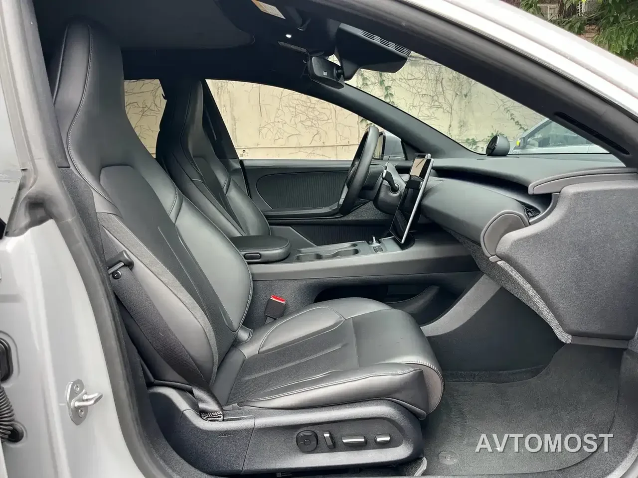 NIO ET5T 2024 75kWh Touring — фото 11