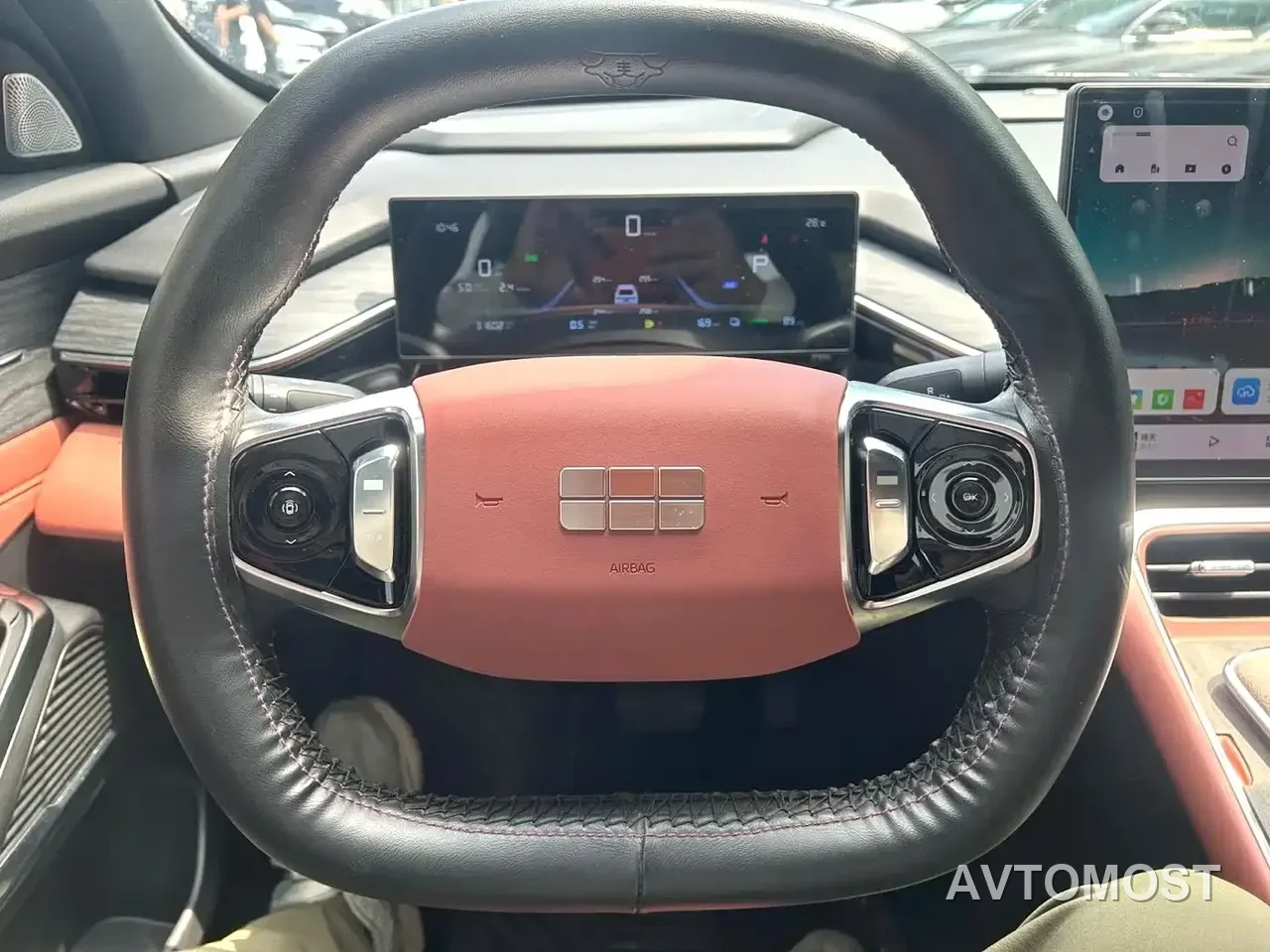 Geely Galaxy L6 2025 EM-i 140km Voyage Edition — фото 9