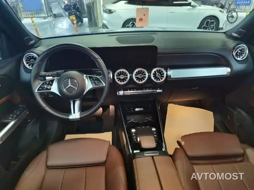 Mercedes-Benz GLB 2024 GLB 220 4MATIC — фото 6