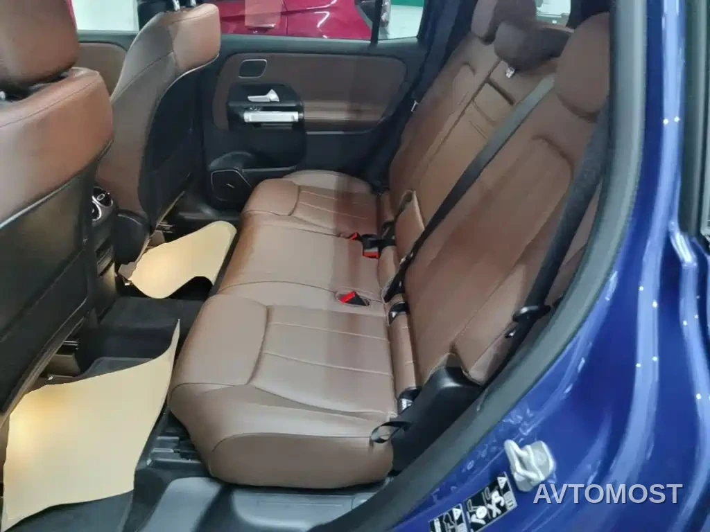Mercedes-Benz GLB 2024 GLB 220 4MATIC — фото 13