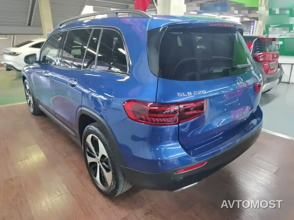 Mercedes-Benz GLB 2024 GLB 220 4MATIC — фото 23