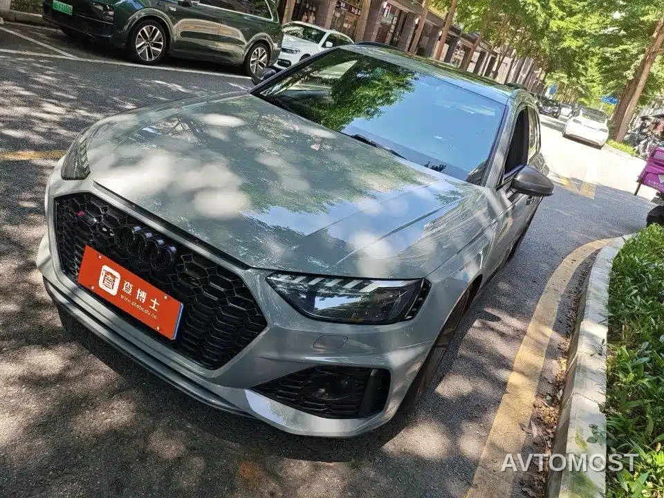 Audi RS 4 2021 RS4 Avant Dark Gold Edition — фото 5
