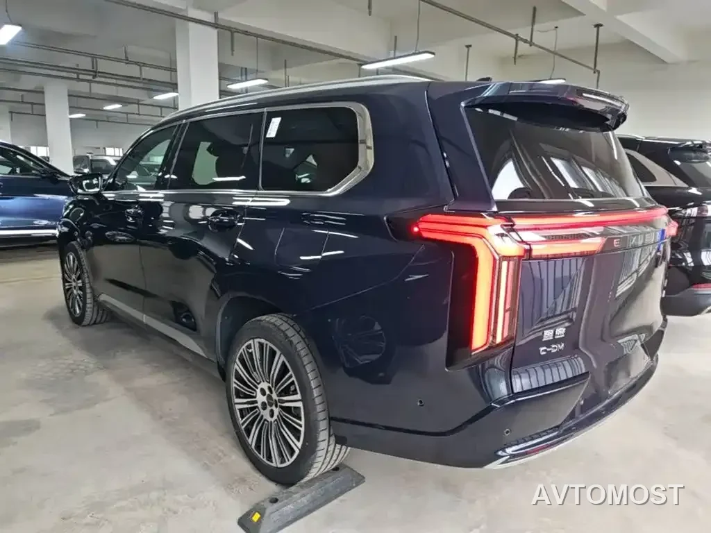 Exeed Landmark C-DM 2025 180 Ultra Long Range AWD (6-Seater) — фото 2